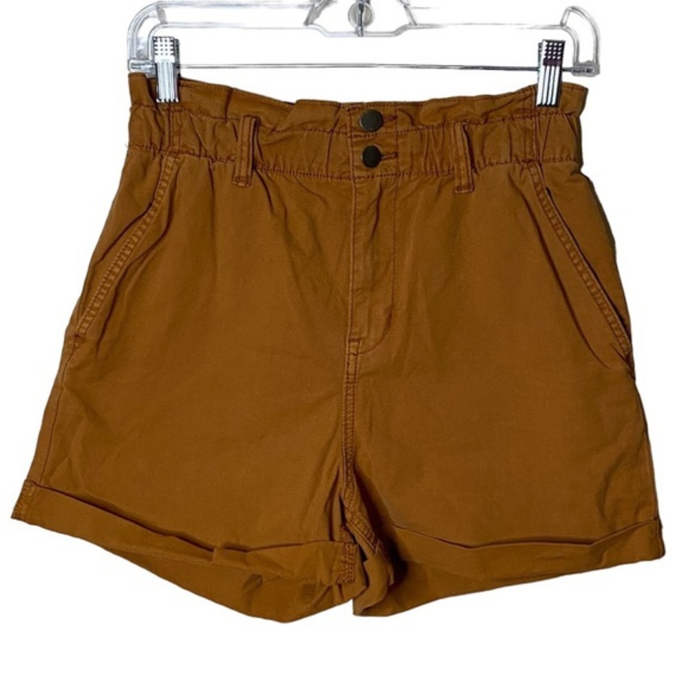 Carmel / Khaki / Brown Universal thread shorts. Size medium. Hardly worn.